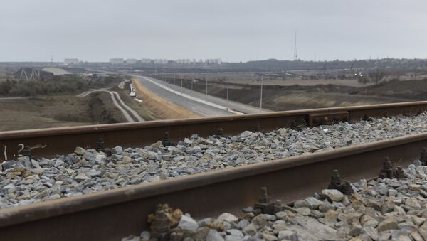 Строительство автомобильного подхода к мосту в Крым со стороны Керчи