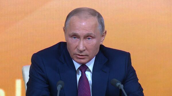Путин анекдотом про кортик ответил на вопрос о военных расходах Путин анекдотом про кортик ответил на вопрос о военных расходах