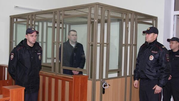 Серийный маньяк из Севастополя во время оглашения приговора в зале заседания суда