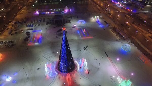 В Перми открылся самый большой в России городок изо льда