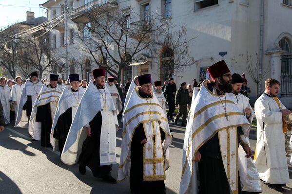 В Севастополе в рамках празднования Рождества прошел традиционный крестный ход