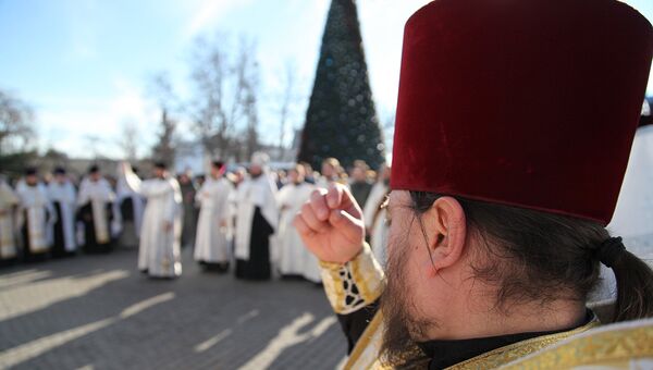 В Севастополе в рамках празднования Рождества прошел традиционный крестный ход