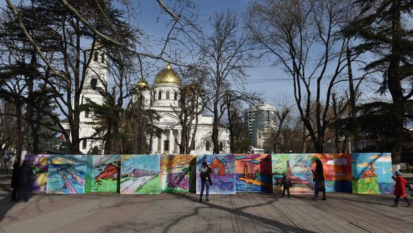 Новый арт-объект с видами на одни из главных достопримечательностей Крыма в Симферополе