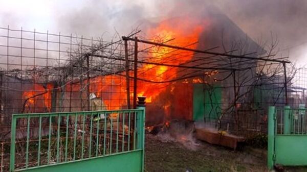 Пожар в дачном доме в Щелкино Ленинского района Пожар в дачном доме в Щелкино Ленинского района