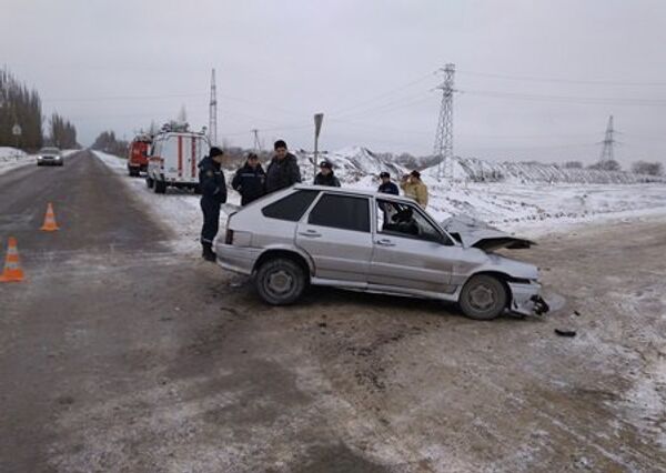 ДТП с участием бензовоза КамАЗ и легкового автомобиля ВАЗ-2114 в Нижнегорском районе