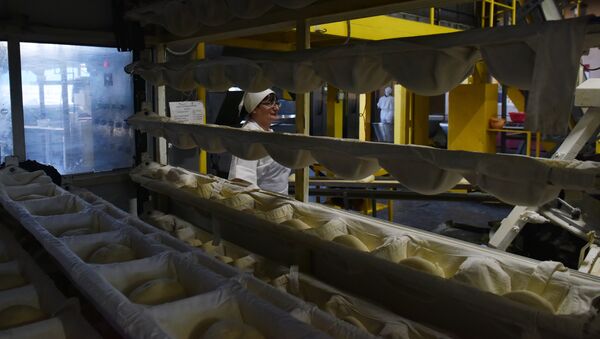 Производство хлебобулочных изделий на предприятии Крымхлеб