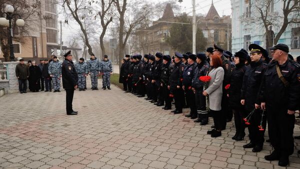 Траурное мероприятие в память о старшем прапорщике спецподразделения Беркут Андрее Федюкине, который погиб во время уличных беспорядков в Киеве в феврале 2014 года