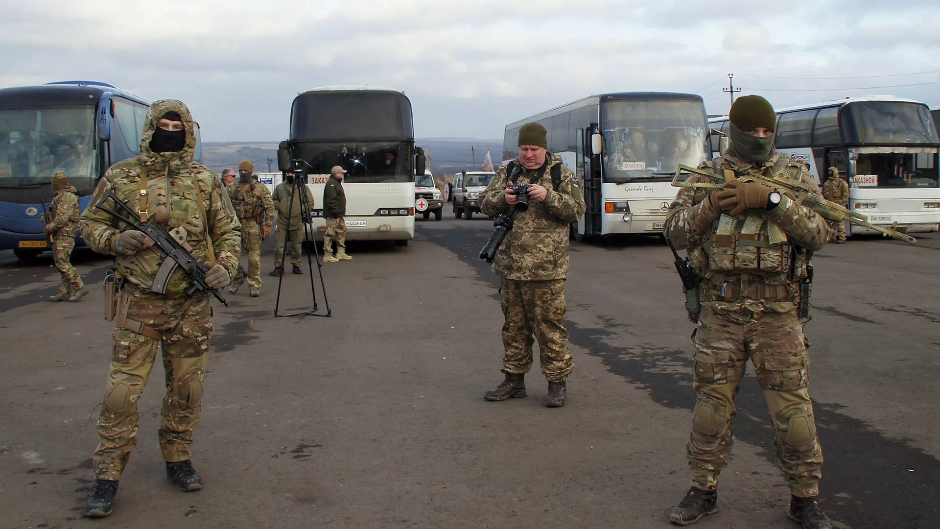 Обмен военнопленными между ДНР, ЛНР и Украиной в Донецкой области - РИА Новости, 1920, 10.12.2024