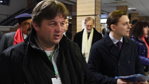 Встреча иностранных наблюдателей на выборах президента РФ в Крыму в аэропорту Симферополь