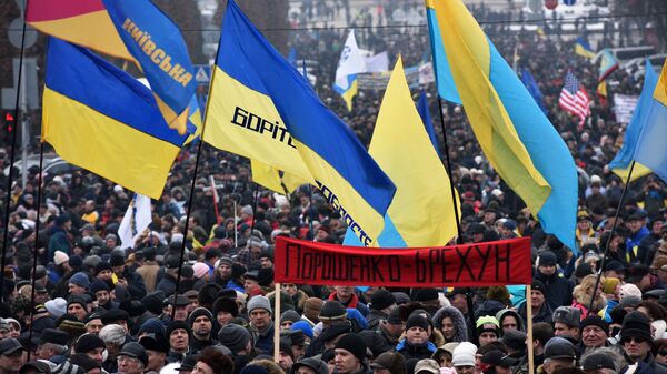 Марш сторонников Михаила Саакашвили в Киеве с требованием отставки действующего президента Украины Петра Порошенко