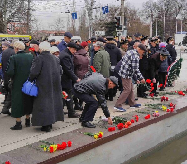 В Севастополе прошли торжественные мероприятия, посвященные Дню подводника В Севастополе прошли торжественные мероприятия, посвященные Дню подводника