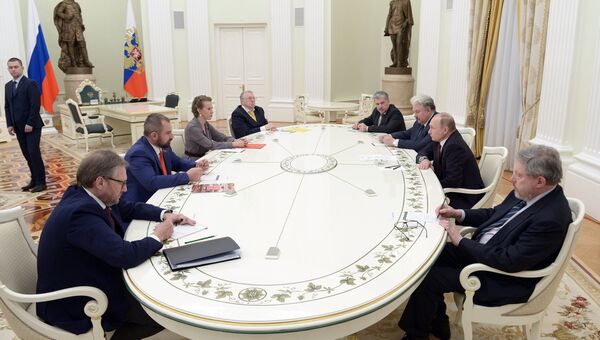 Президент России Владимир Путин на встрече с кандидатами на должность президента РФ. 19 марта 2018