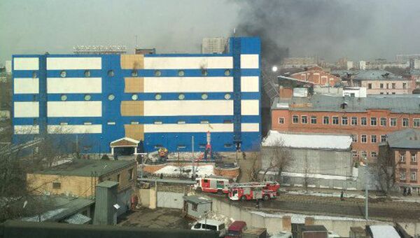 Пожар в ТЦ Персей в Москве
