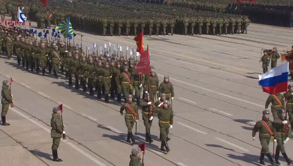 Российские военные провели репетицию парада Победы на полигоне в Алабино