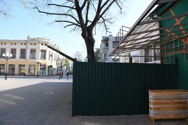 Реконструкция здания на улице Карла Маркса, 8 в центре Симферополя