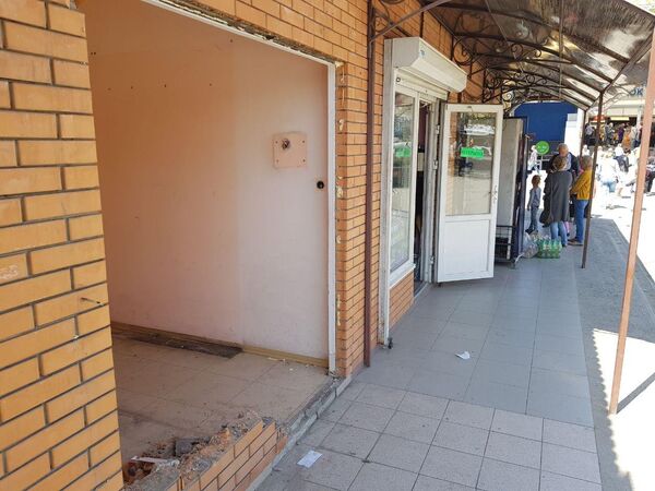 Демонтаж торговых объектов на площади Куйбышева в Симферополе Демонтаж торговых объектов на площади Куйбышева в Симферополе