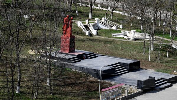 Памятник павшим в Великую Отечественную войну в селе Мазанка Симферопольского района