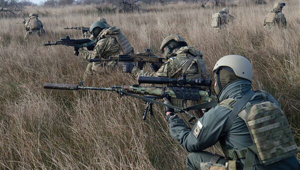 Морские пехотинцы ВС Украины во время учений