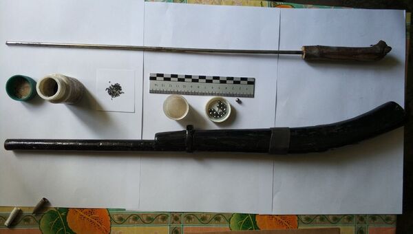 Оружие, найденное в доме крымчанина сотрудниками Погрануправления ФСБ по РК