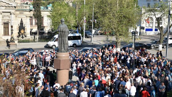 Митинг предпринимателей и работников торговли в Севастополе