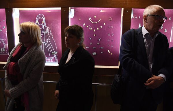 Экспонаты выставки Золотая кладовая+ в Центральном музее Тавриды (Симферополь)