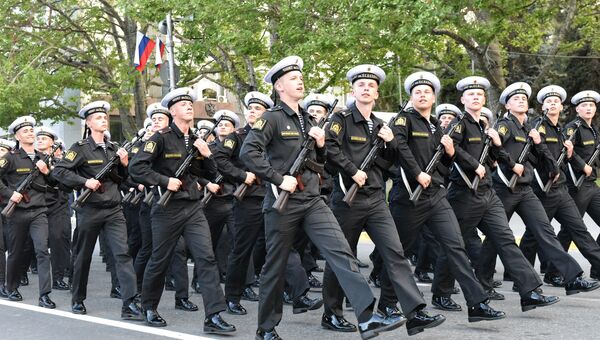 Первая репетиция Парада Победы в Севастополе. 5 мая 2018