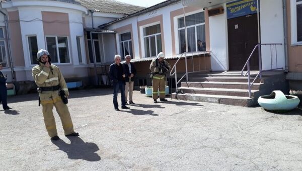 Пожарно-тактические занятия МЧС в торгово-развлекательных центрах Евпатории