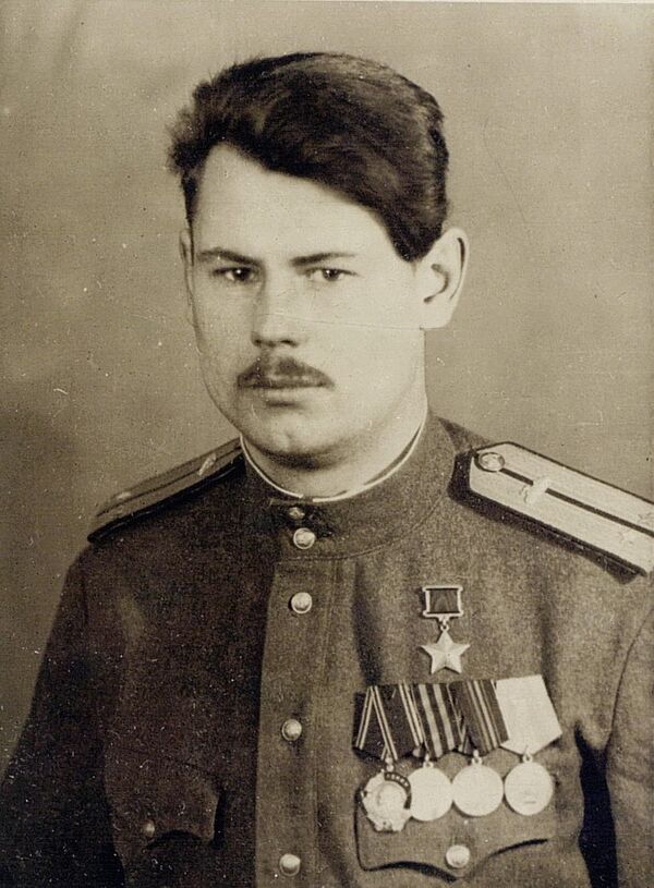 Лейтенант Милюков Александр Иванович Лейтенант Милюков Александр Иванович