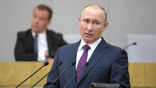 Президент РФ Владимир Путин во время пленарного заседания Государственной Думы РФ. 8 мая 2018