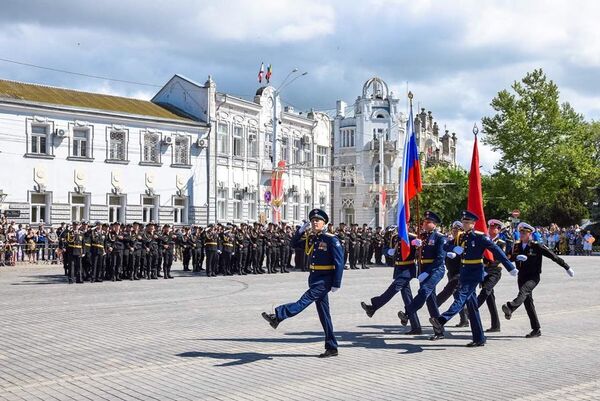 Парад в Евпатории, посвященный Дню Победы. 9 мая 2018
