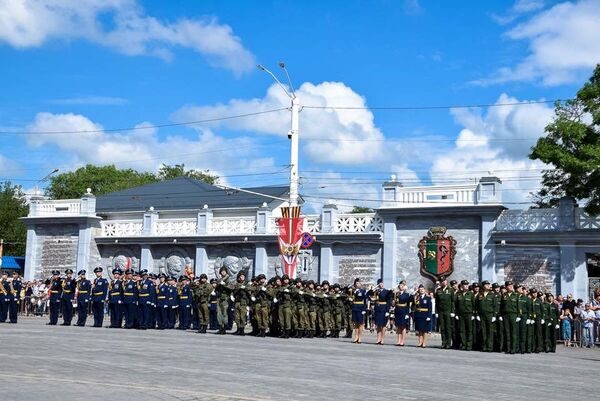 Парад в Евпатории, посвященный Дню Победы. 9 мая 2018
