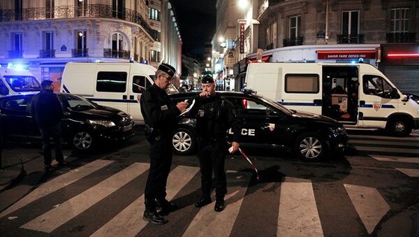 Нападение с ножом на людей в центре Парижа