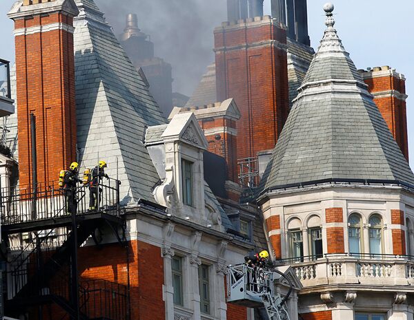 Пожар в гостинице Mandarin Oriental в Лондоне Пожар в гостинице Mandarin Oriental в Лондоне