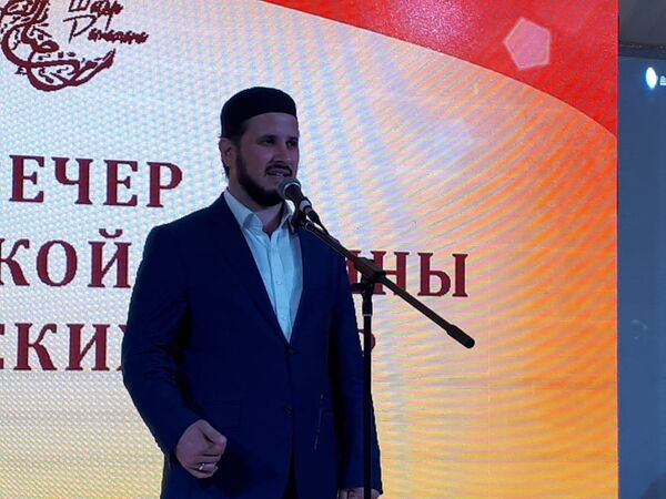 Заместитель муфтия Крыма Эсадуллах Баиров Заместитель муфтия Крыма Эсадуллах Баиров