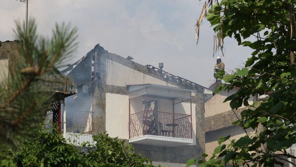 Тушение пожара в пансионате Арсенал в Евпатории