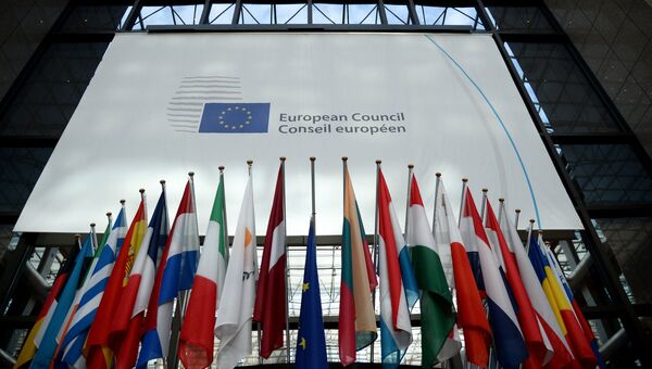 Флаги стран — участниц заседания Совета Европы в Брюсселе. 19 октября 2017