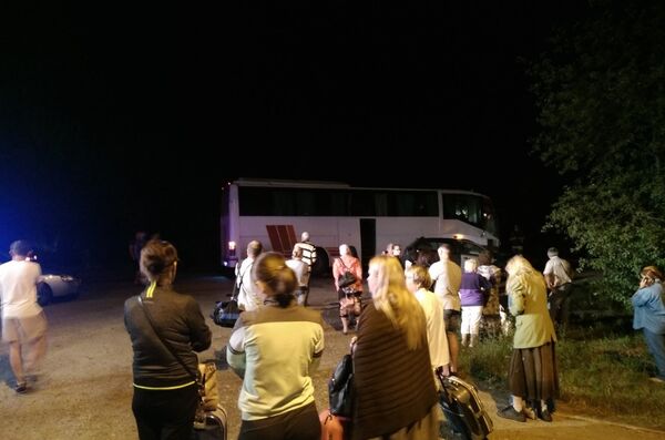 Под Симферополем в аварию попал рейсовый автобус, следующий в Одессу Под Симферополем в аварию попал рейсовый автобус, следующий в Одессу