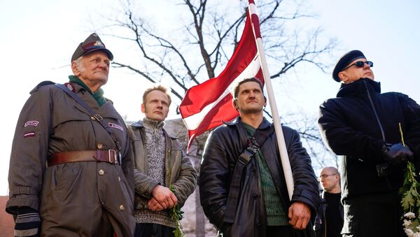 Участники марша ветеранов Ваффен СС и их сторонников в Риге