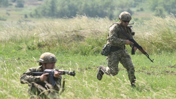 Военные учения солдат ВСУ во Львовской области