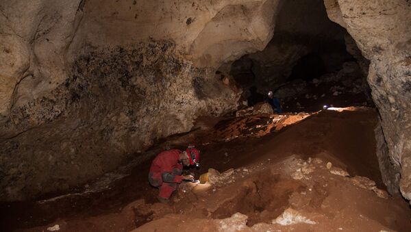 Видео пещеры, найденной на месте строительства трассы Таврида