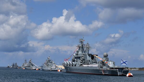 Генеральная репетиция парада кораблей в честь Дня ВМФ России в Севастополе