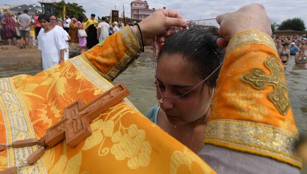 Массовое крещение в Евпатории в День Крещения Руси