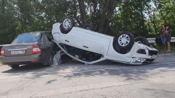 Авария с участием двух автомобилей Lada в Красногвардейском районе