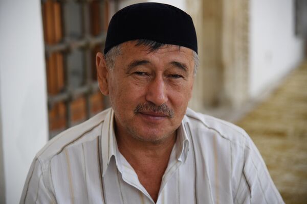 Крымчанин Эскендер Апсиев на праздновании Курбан-байрама в Евпатории. 21.08.2018 г. Крымчанин Эскендер Апсиев на праздновании Курбан-байрама в Евпатории. 21.08.2018 г.