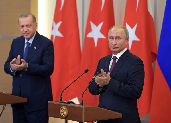 Президент РФ В. Путин встретился с президентом Турции Р. Т. Эрдоганом Президент РФ В. Путин встретился с президентом Турции Р. Т. Эрдоганом