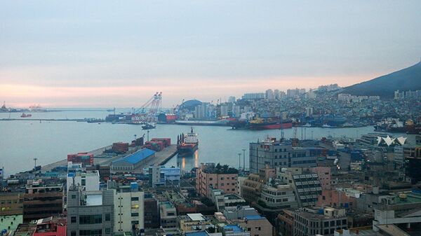 Порт в Пусане, Южная Корея. Архивное фото