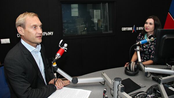 Глава администрации Евпатории Андрей Филонов в эфире радио Спутник в Крыму