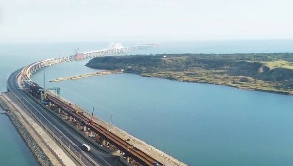 Крымский мост с высоты птичьего полета