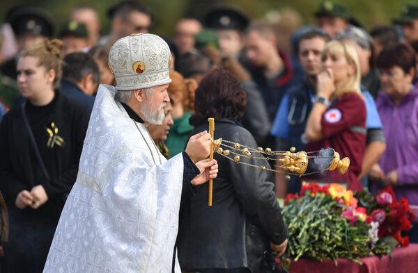 Церемония прощания с погибшими в результате трагедии в Керчи Церемония прощания с погибшими в результате трагедии в Керчи