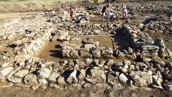 Раскопки древнегреческого поселения Манитра в Крыму